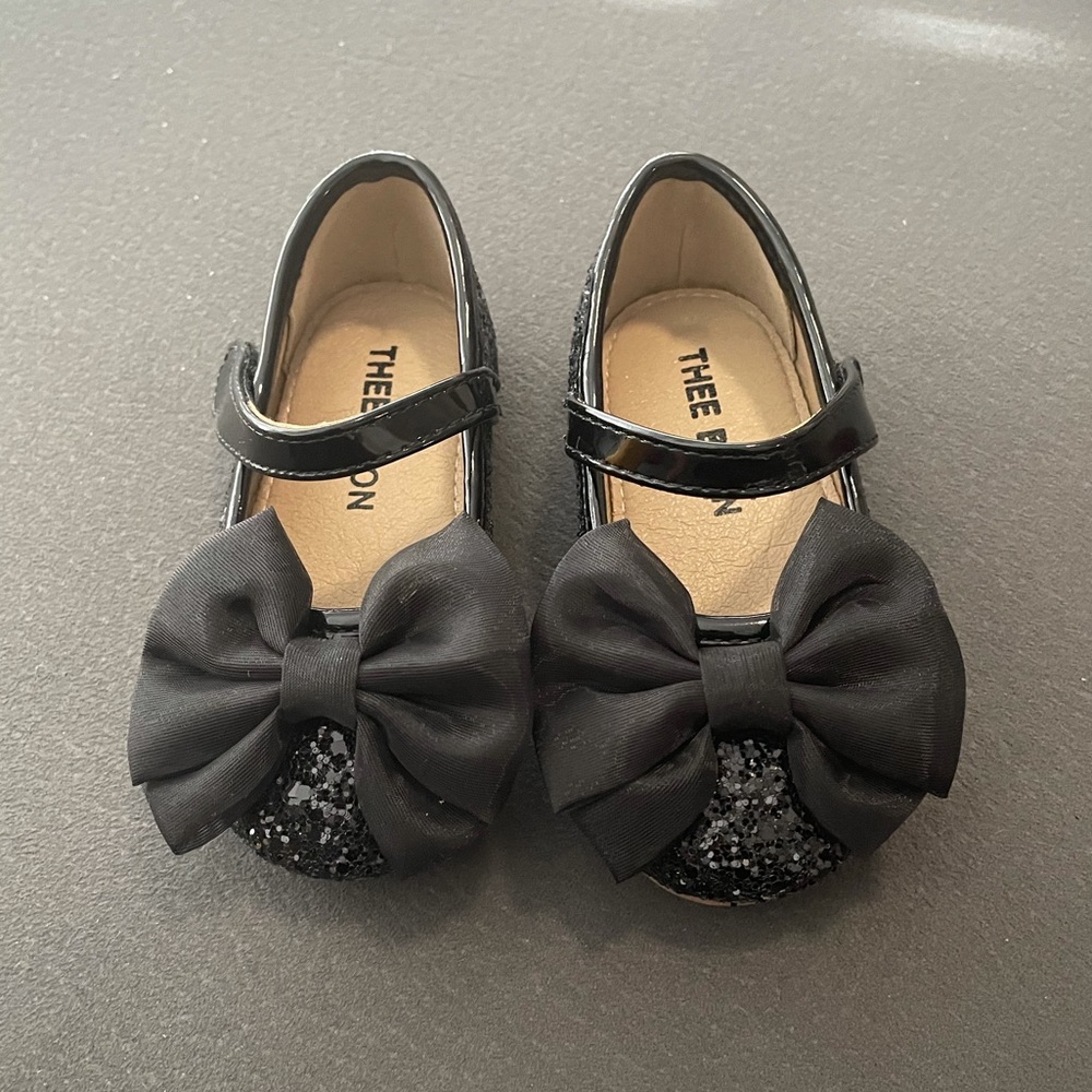 Thee Bron Toddler Dress Shoes (Size 5)